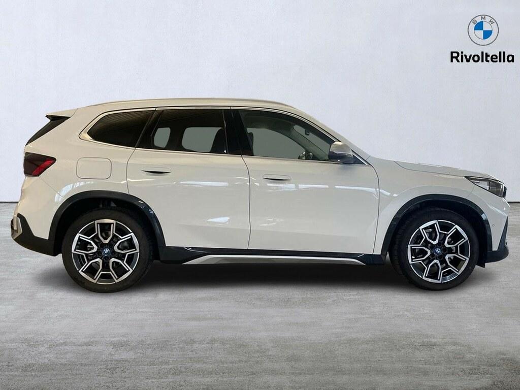 BMW iX1 edrive 20 X-Line