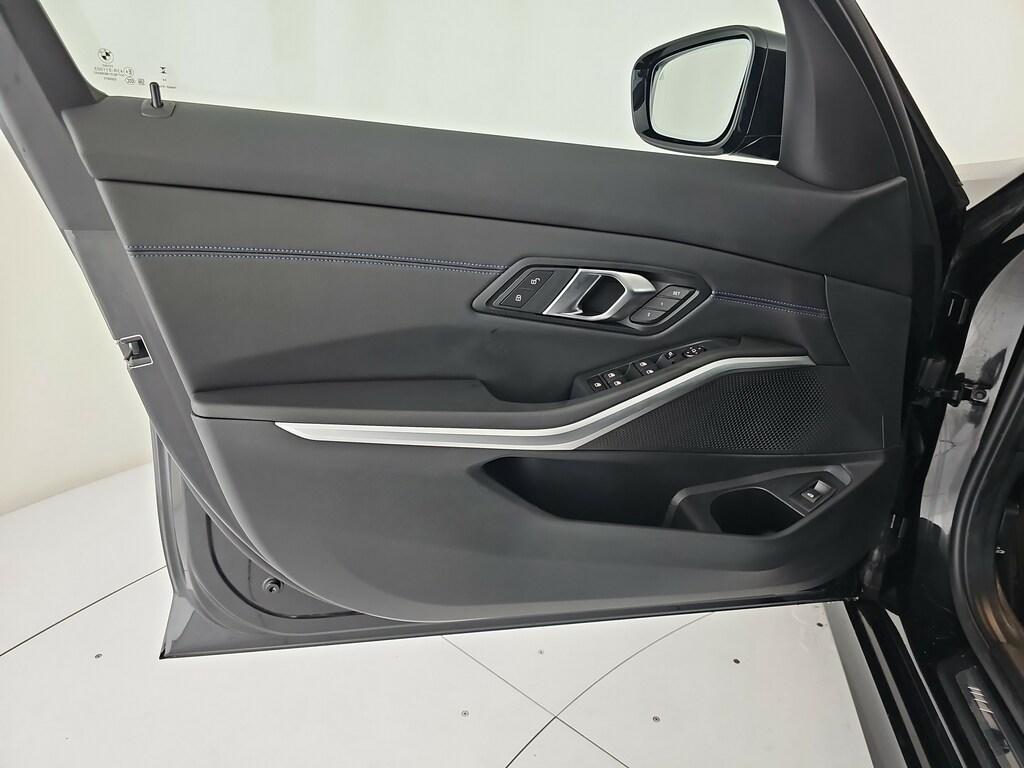 BMW Serie 3 320d Touring mhev 48V Msport xdrive auto