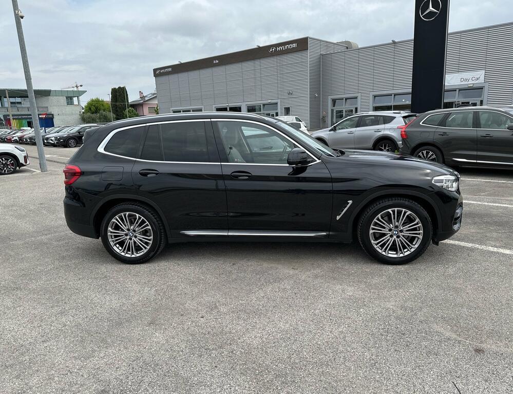 BMW X3 xdrive20i Luxury 184cv auto