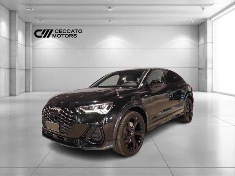 Audi Q3 Sportback 40 2.0 tdi Identity Black quattro 193cv s-tronic