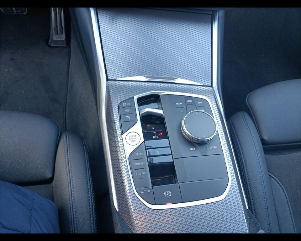 BMW Serie 3 320d Touring mhev 48V Msport xdrive auto