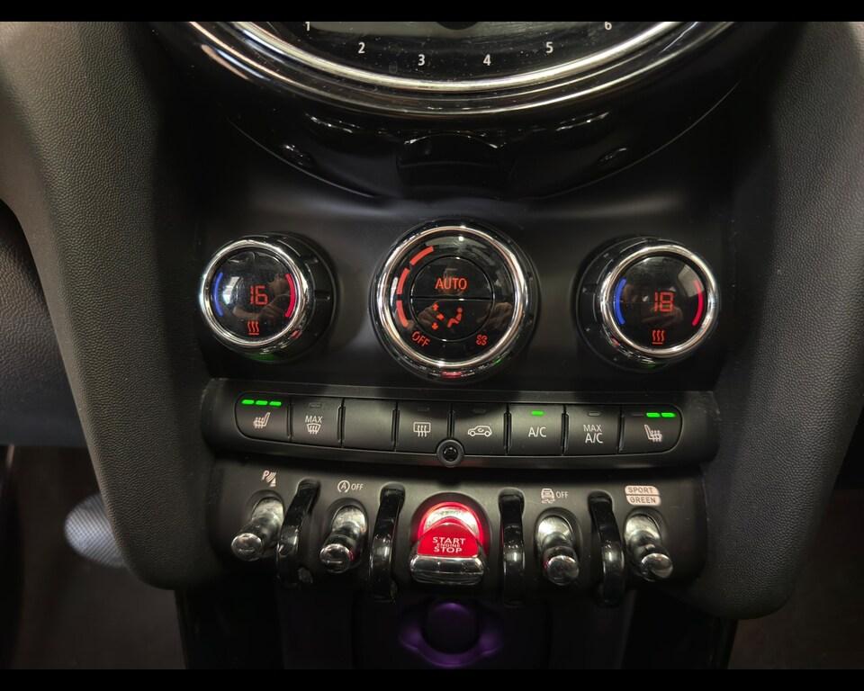 Mini Cooper 1.5 TwinPower Turbo Cooper DCT