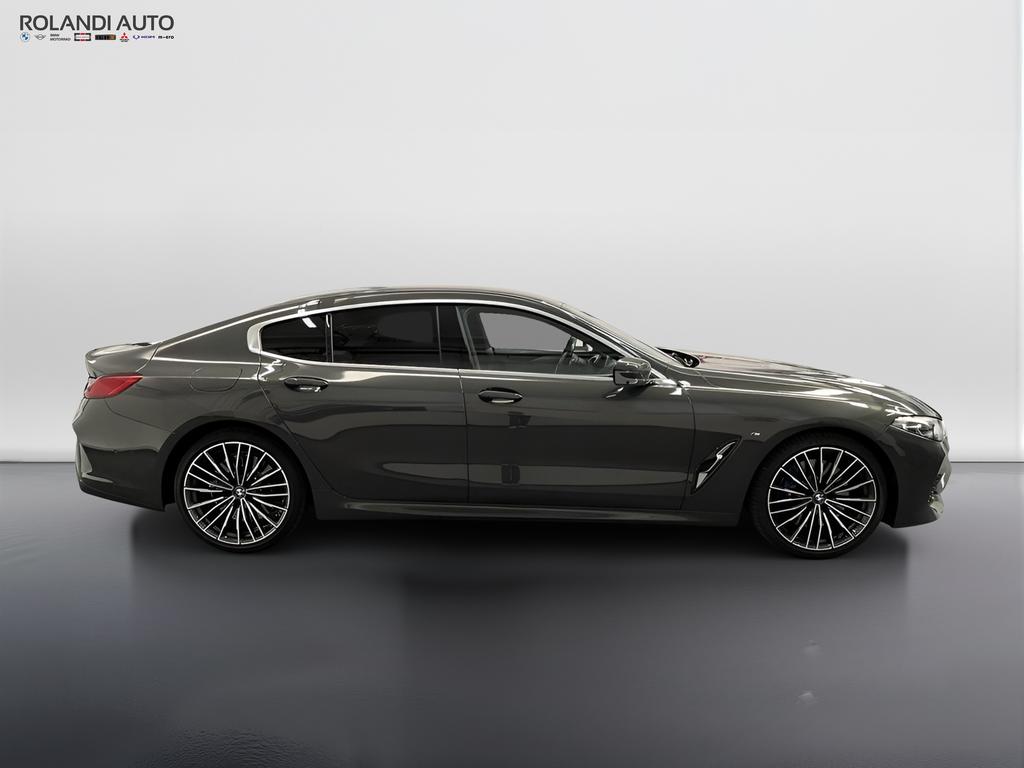 BMW Serie 8 840d Gran Coupe mhev 48V xdrive Individual Composition Msport auto