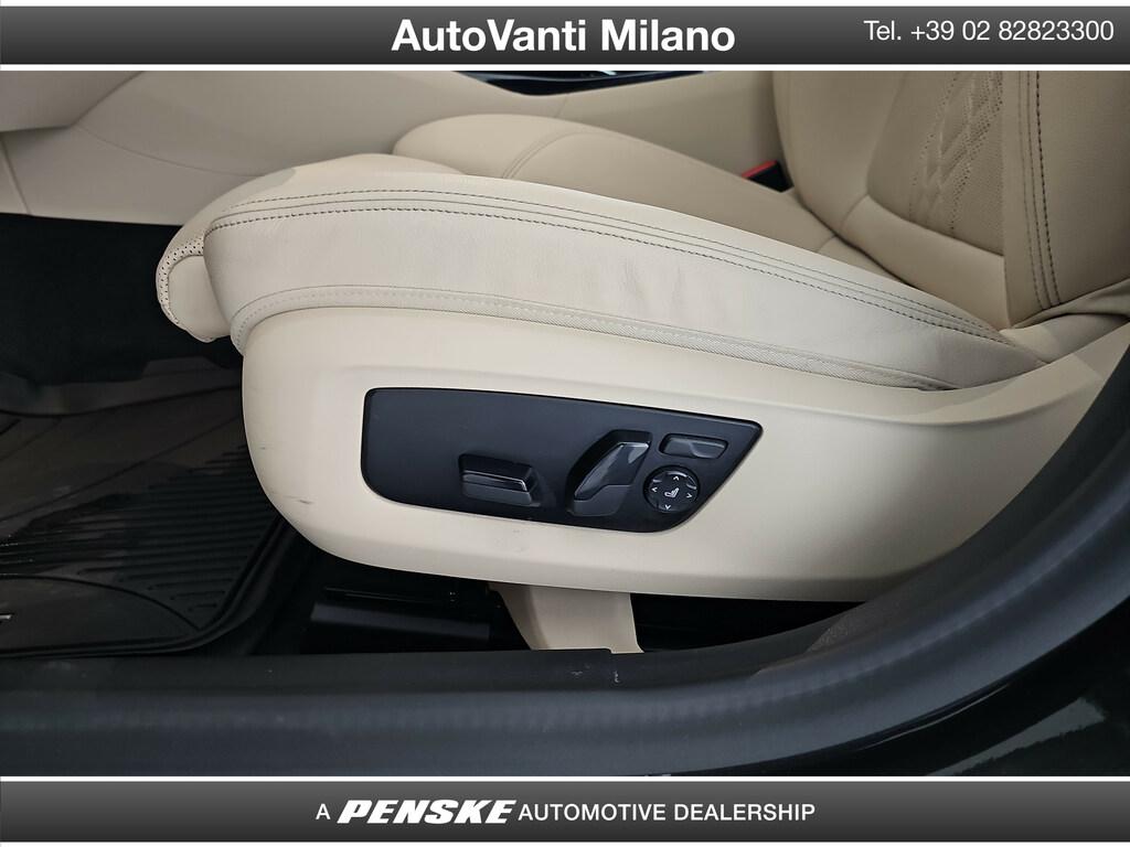 BMW Serie 5 530d Touring mhev 48V xdrive Msport auto