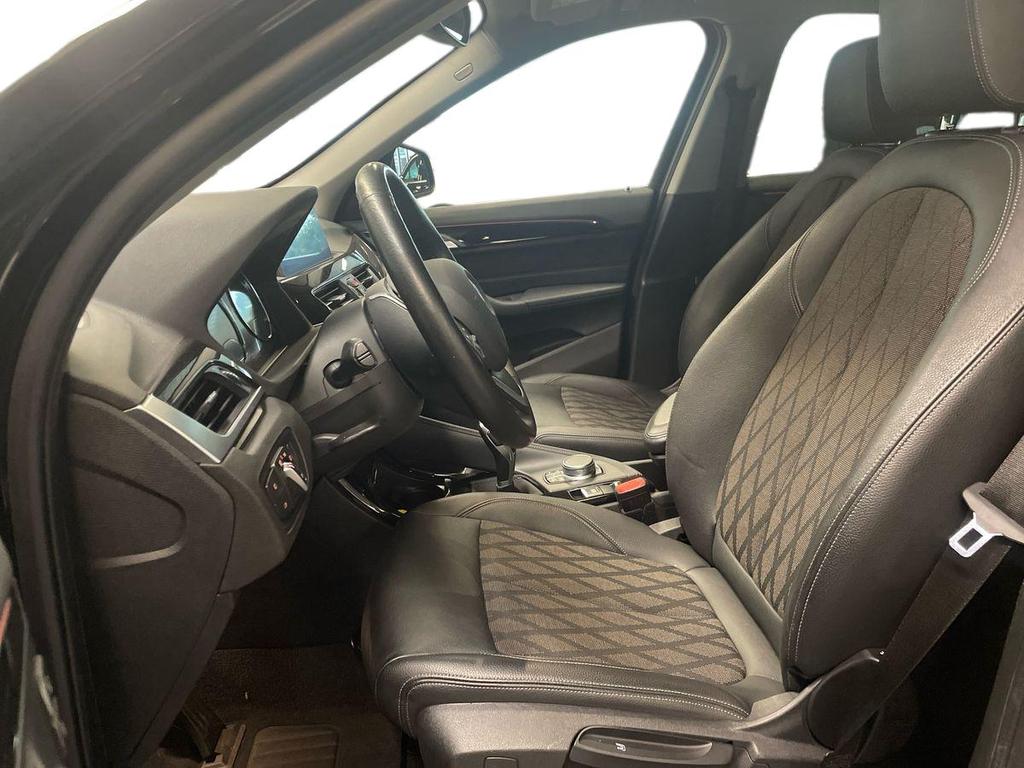 BMW X1 sdrive18i xLine auto