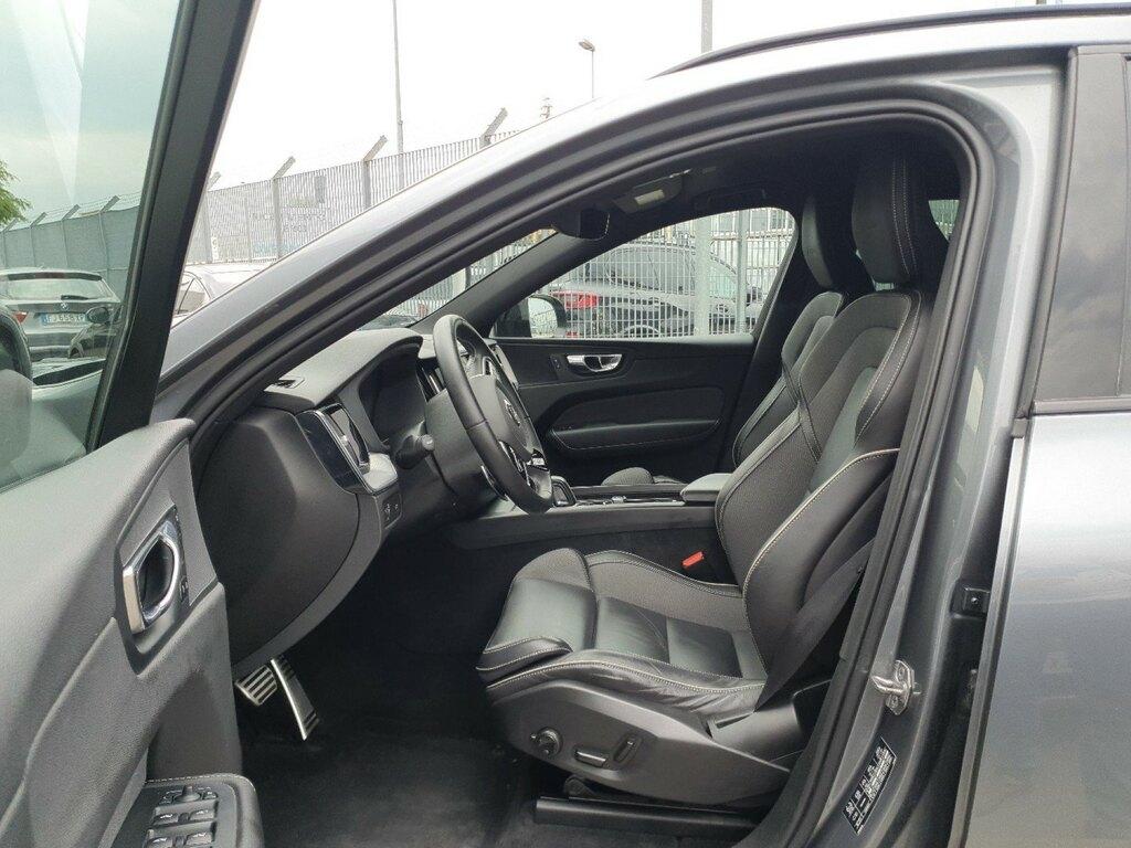 Volvo XC60 2.0 B4 R-design awd auto my20