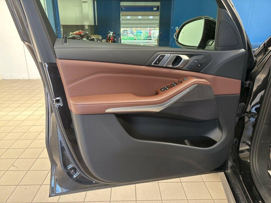 BMW X5 xdrive30d mhev 48V Msport auto
