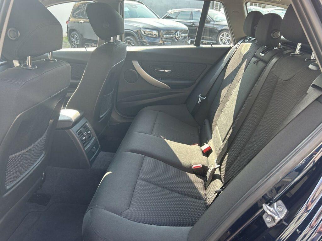 BMW Serie 3 318d Touring auto