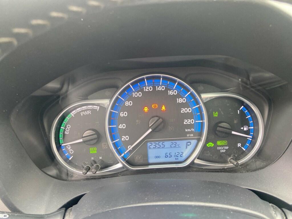 Toyota Yaris 1.5 hybrid Style 5p my16