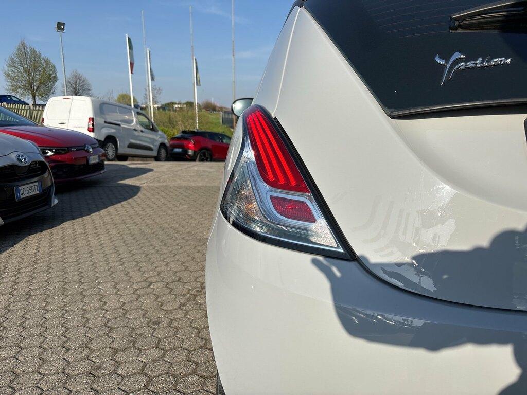 Lancia Ypsilon 1.2 Elefantino Blu s&s 69cv my19