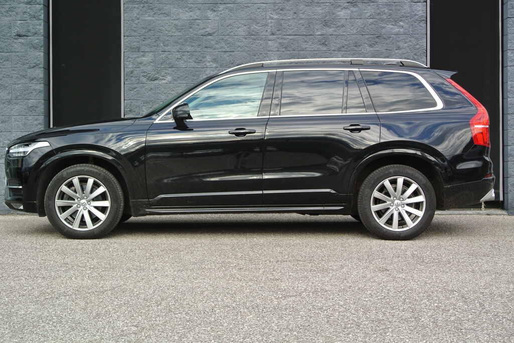 Volvo XC90 2.0 D5 Momentum awd 235cv 7p.ti geartronic my18