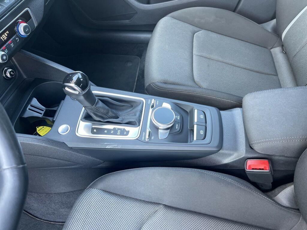 Audi Q2 35 2.0 tdi Edition One S line Edition quattro s-tronic