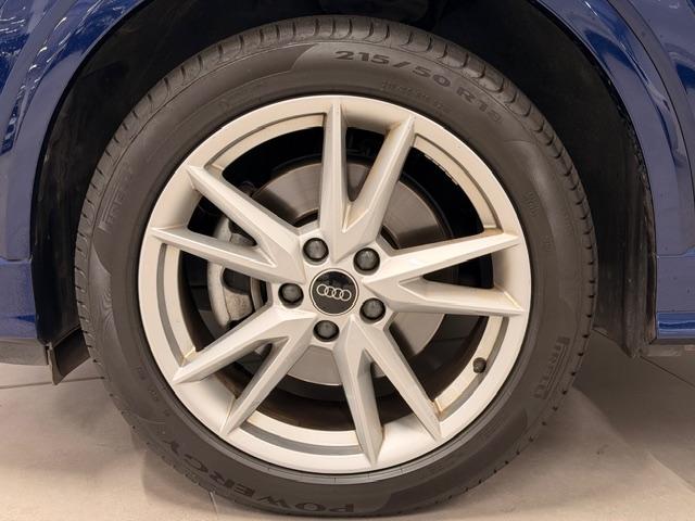 Audi Q2 35 2.0 tdi Identity Black s-tronic