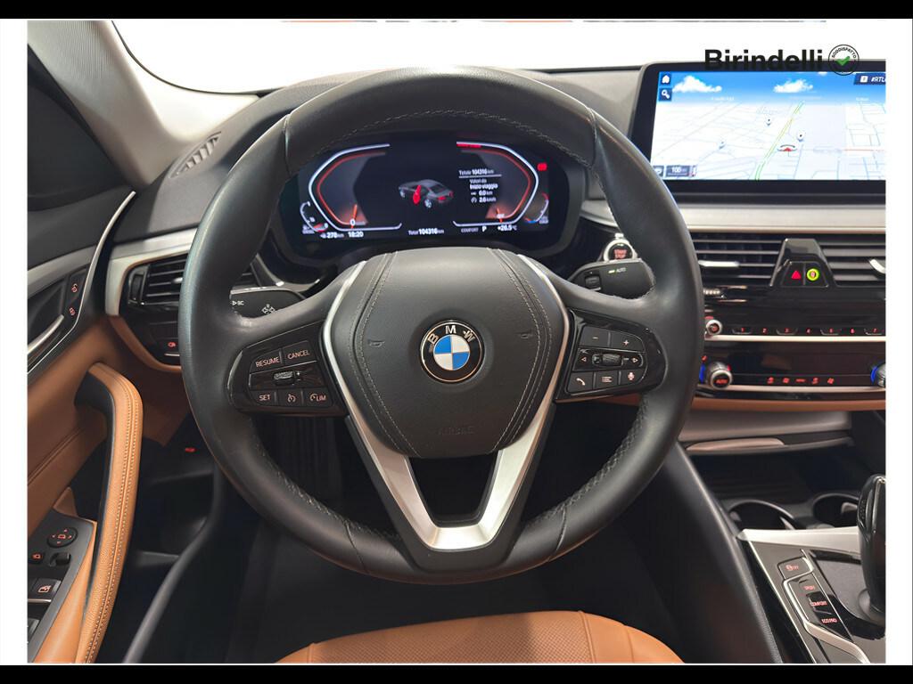 BMW Serie 5 520d mhev 48V xdrive Business auto