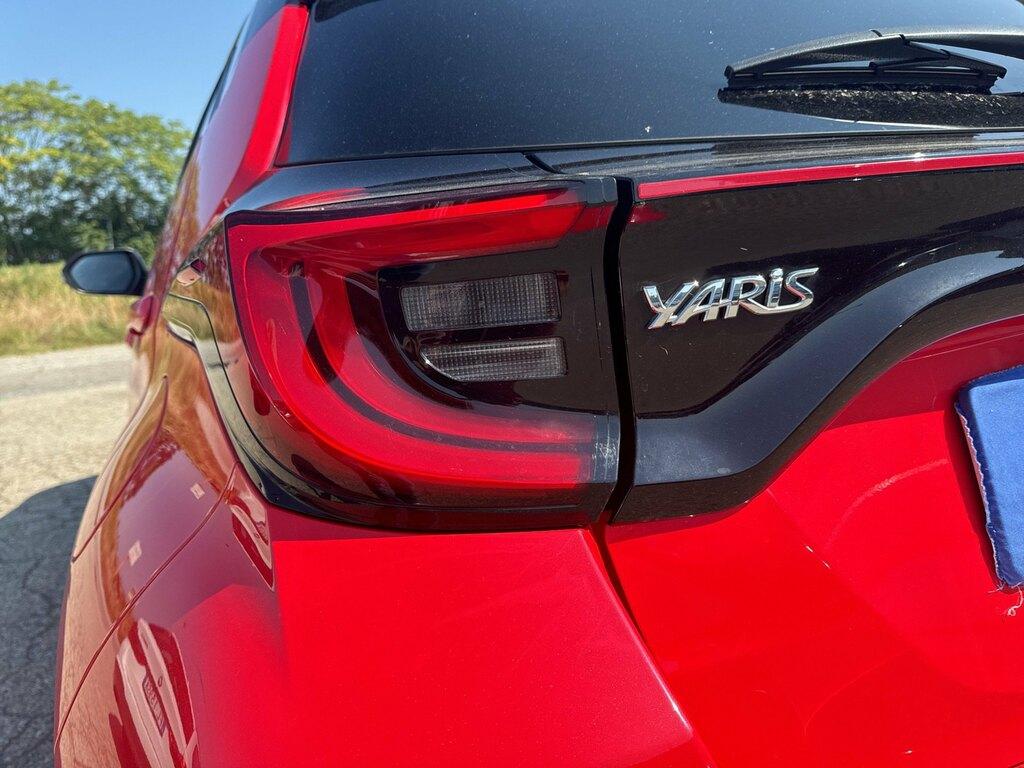 Toyota Yaris 1.5 hybrid Premiere