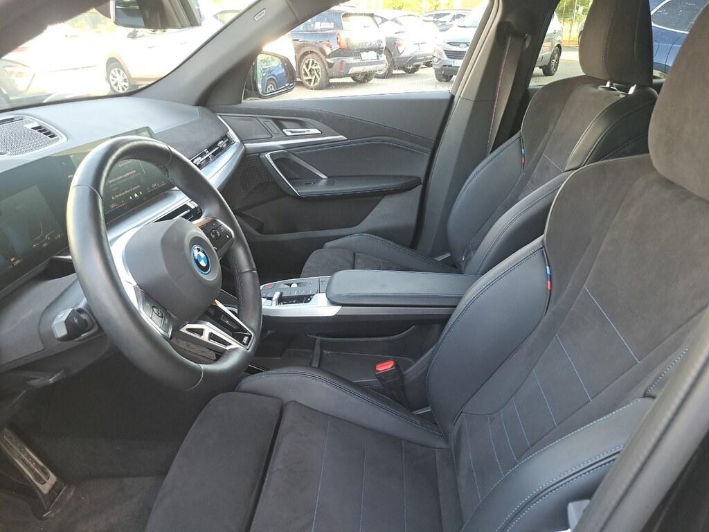 BMW iX2 edrive 20 MSport Pro