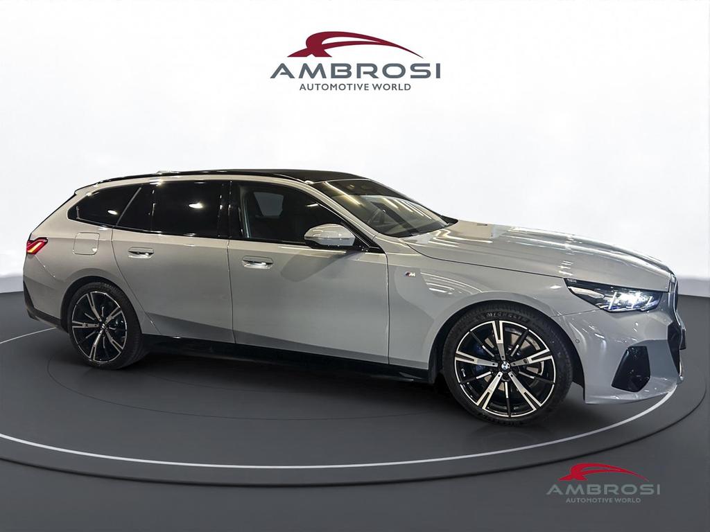 BMW Serie 5 520d Touring 48V xdrive Msport auto