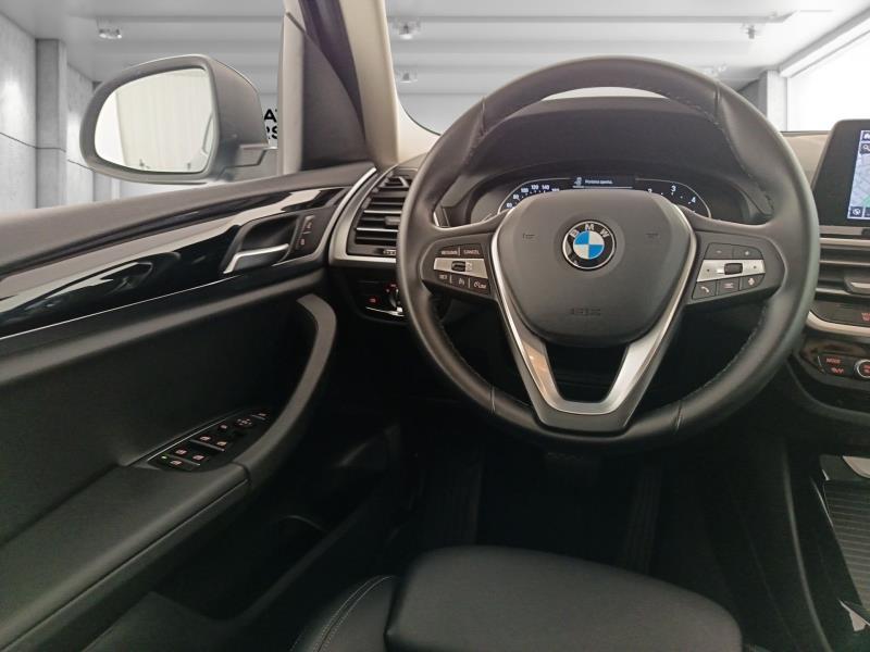 BMW X3 xdrive20d mhev 48V auto