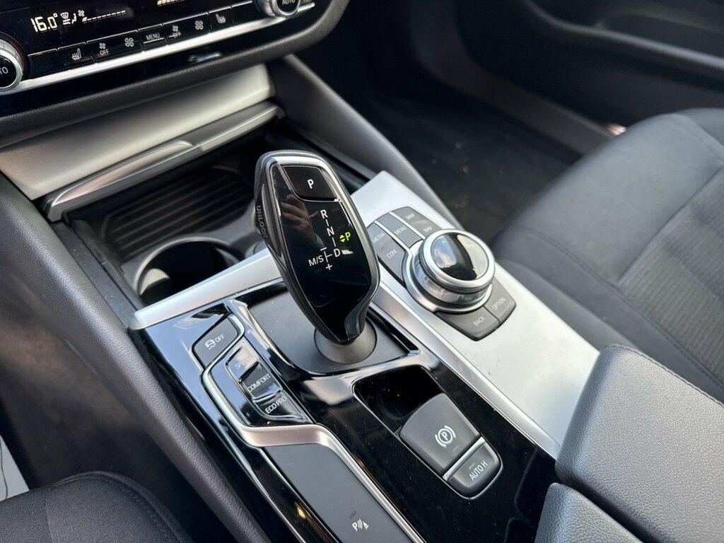 BMW Serie 5 520d Touring xdrive Business auto