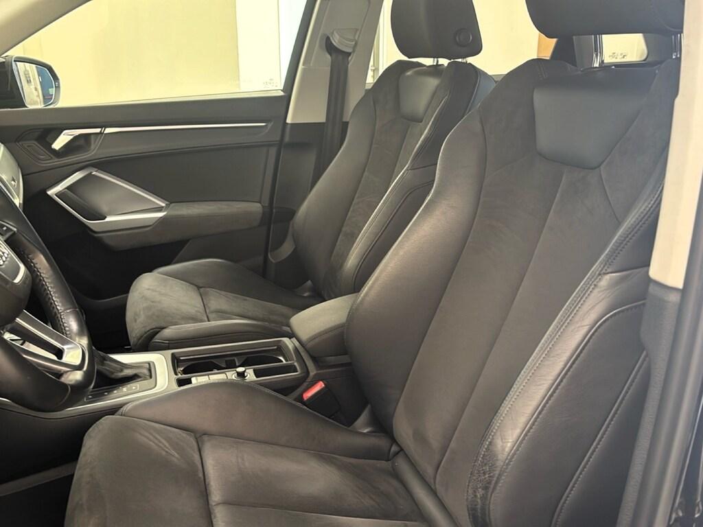 Audi Q3 35 1.5 tfsi mhev Business Advanced s-tronic