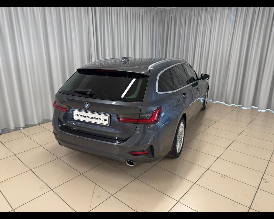 BMW Serie 3 320d Touring mhev 48V xdrive Luxury auto