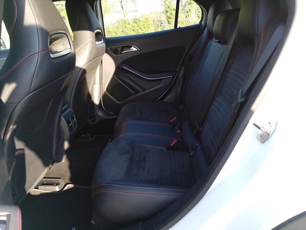 Mercedes GLA 200 d Premium 4matic auto