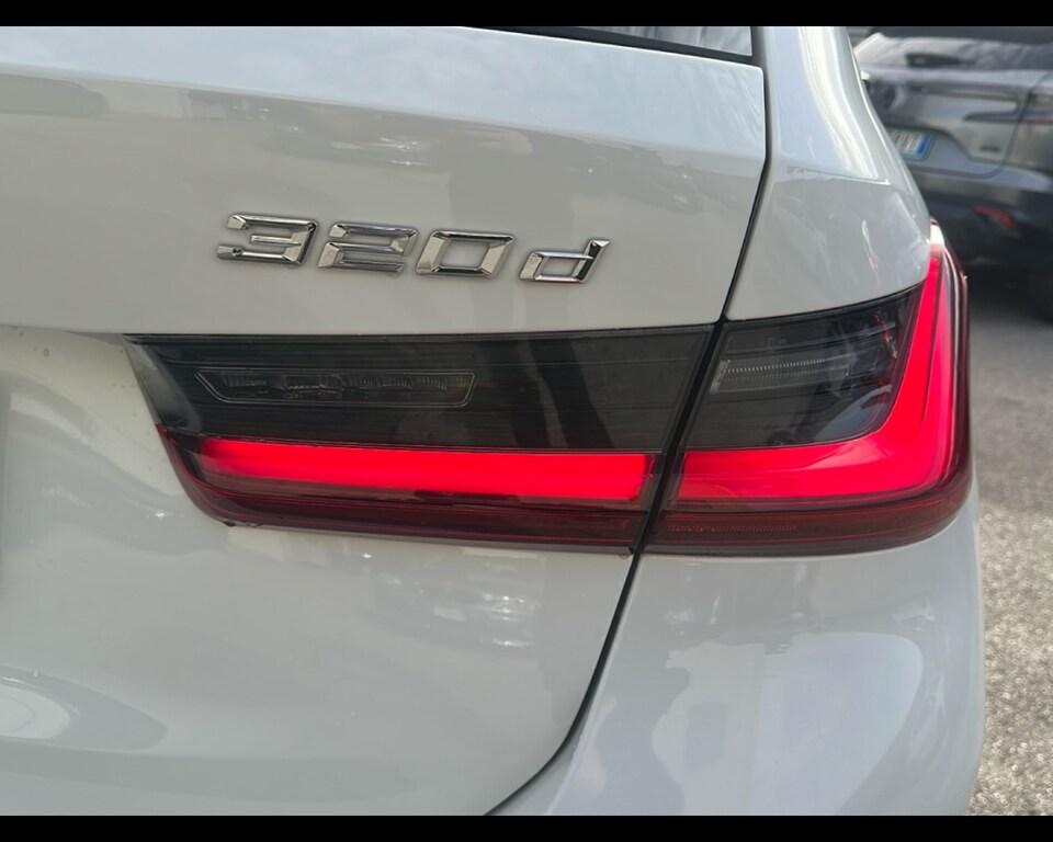 BMW Serie 3 320d Touring mhev 48V xdrive M Sport Pro auto