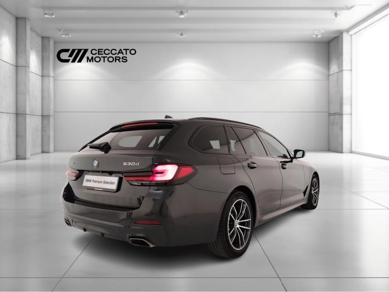 BMW Serie 5 530d Touring mhev 48V xdrive Msport auto
