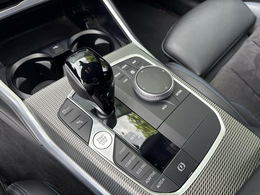 BMW Serie 3 330d Touring mhev 48V xdrive Msport auto