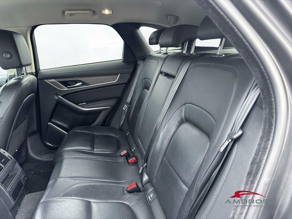 Jaguar F-Pace 2.0 D163 R-Dynamic Black awd auto