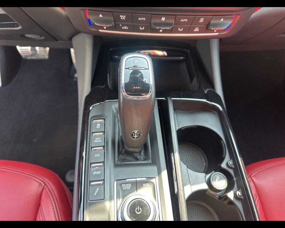 Maserati Levante 2.0 mhev GT 330cv auto