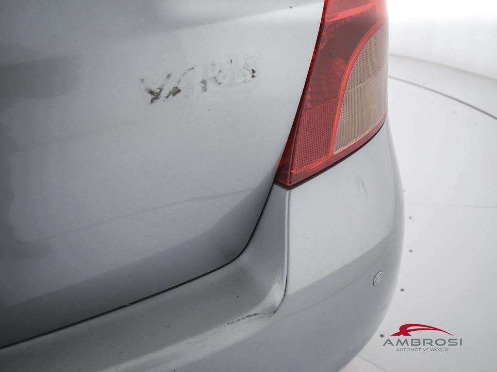 Toyota Yaris 1.3 Sol 5p