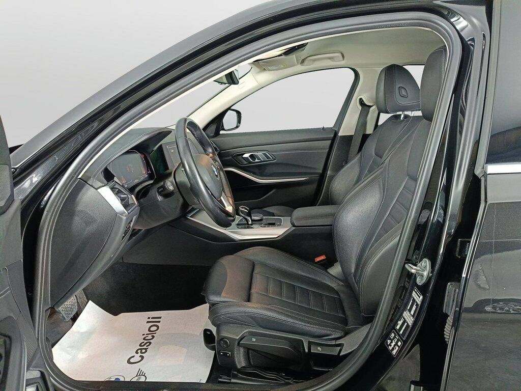 BMW Serie 3 320d Touring mhev 48V xdrive Luxury auto