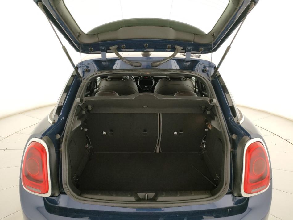 Mini Cooper D 1.5 D Cooper D Business XL Auto