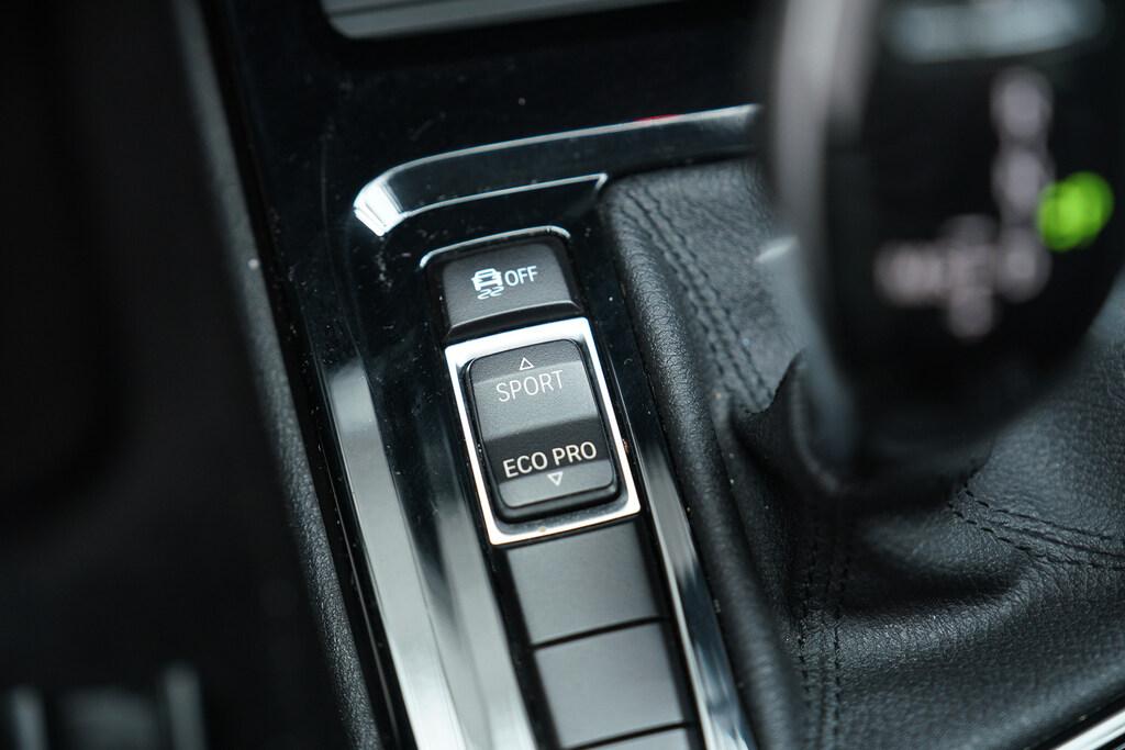 BMW X1 sdrive18d xLine auto my18