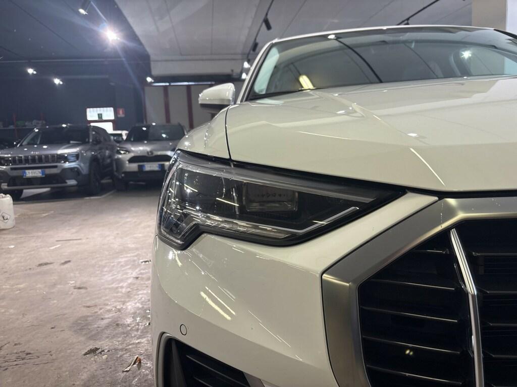 Audi Q3 35 1.5 tfsi Business Advanced s-tronic