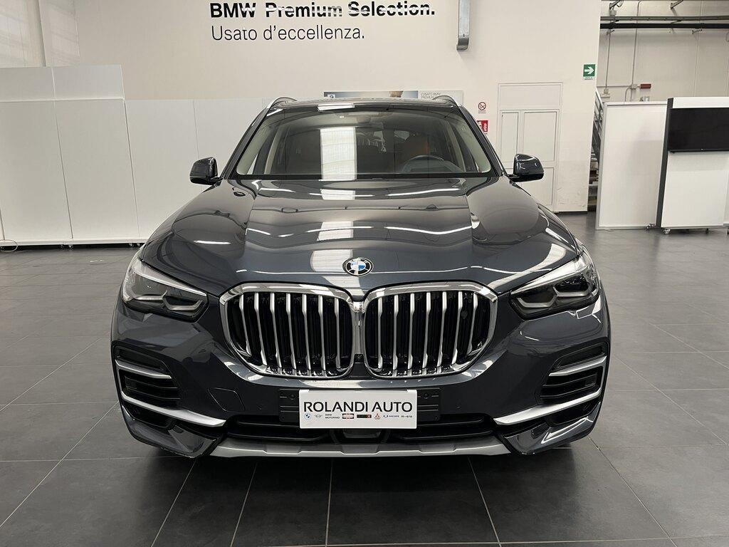 BMW X5 xdrive40d mhev 48V xLine auto