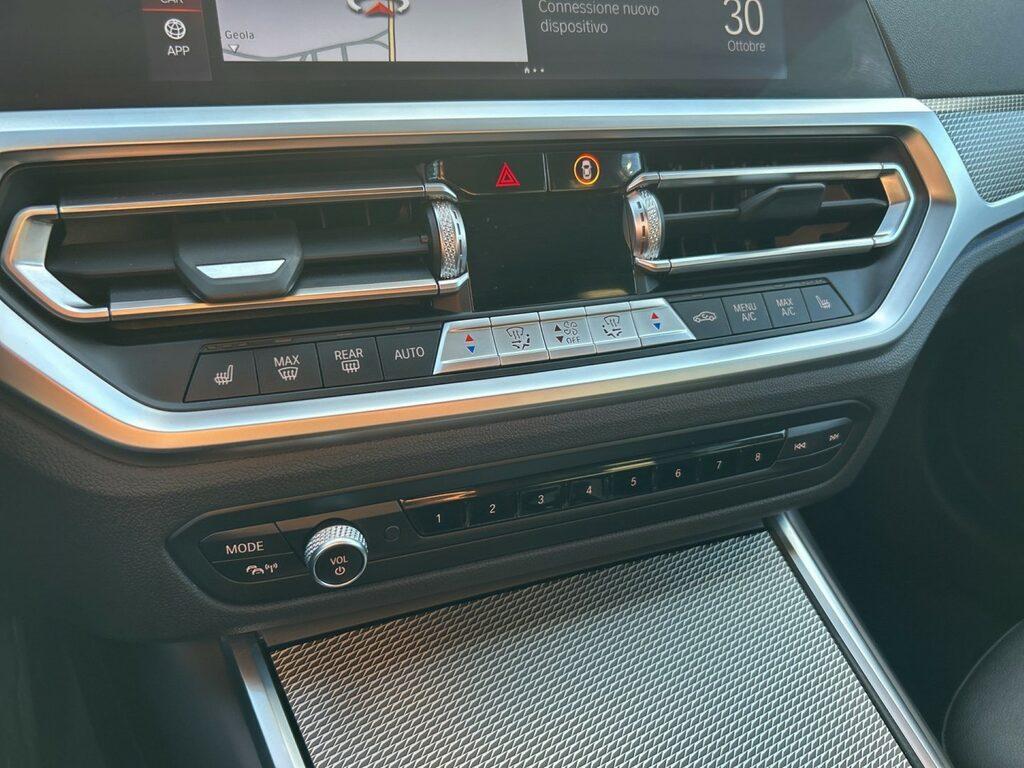 BMW Serie 3 330i Touring xdrive Msport auto