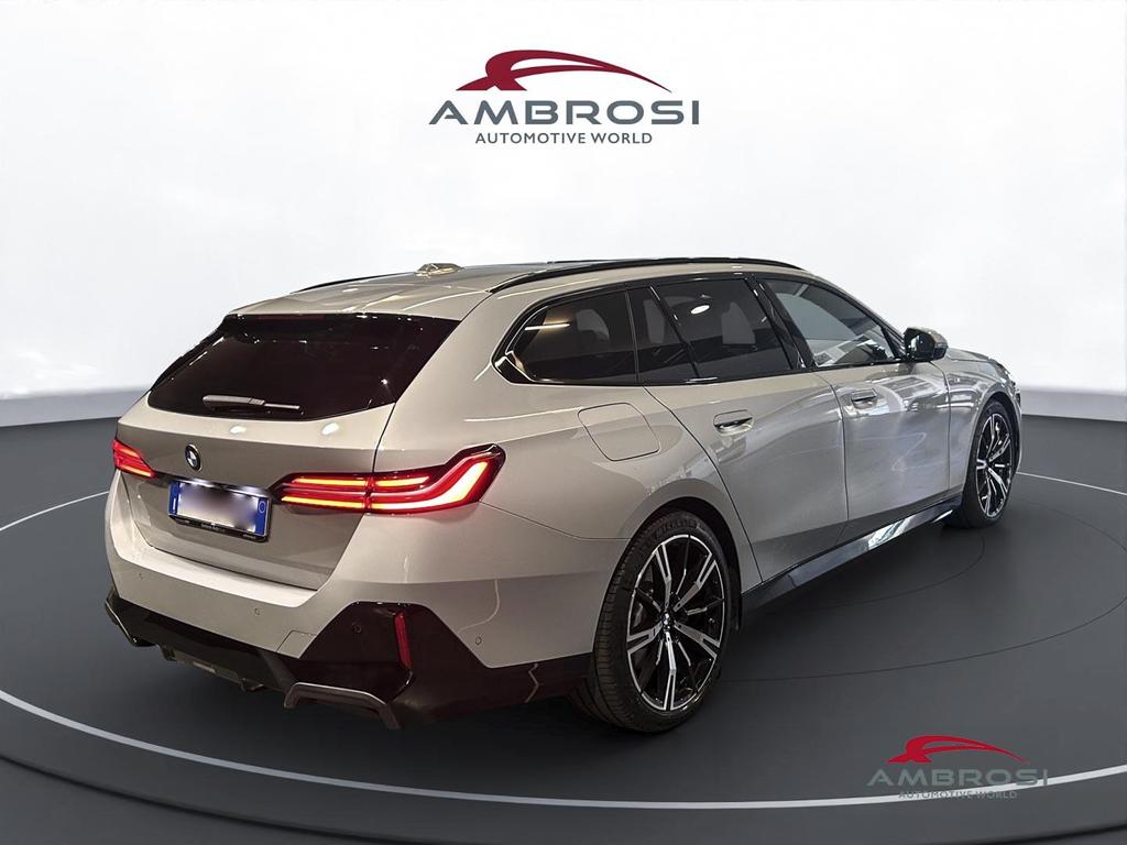 BMW Serie 5 520d Touring 48V xdrive Msport auto