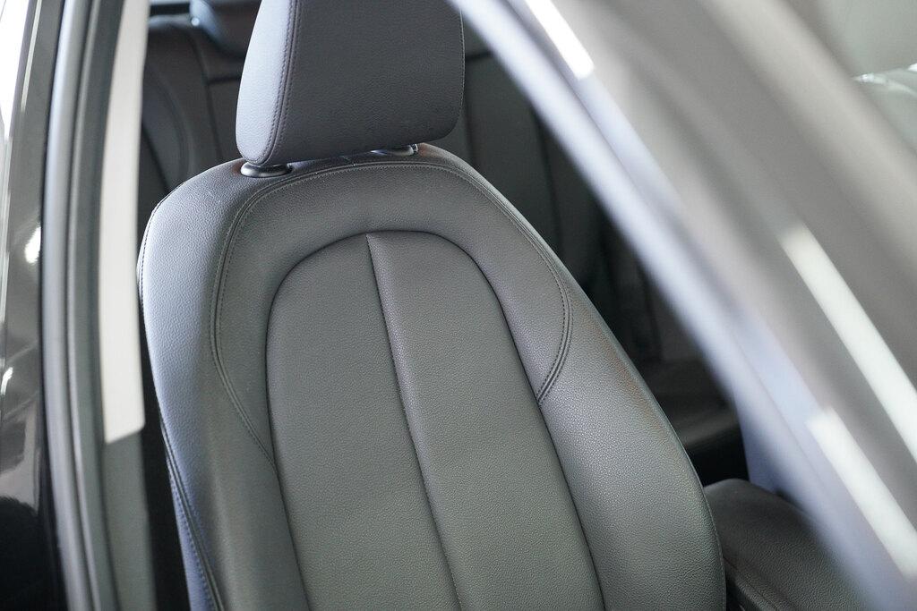 BMW X1 sdrive18d Business auto my18
