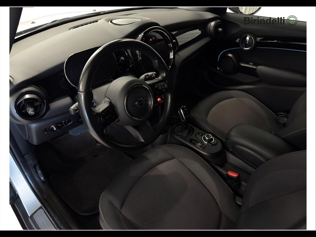 Mini Cooper 1.5 TwinPower Turbo Cooper Business DCT