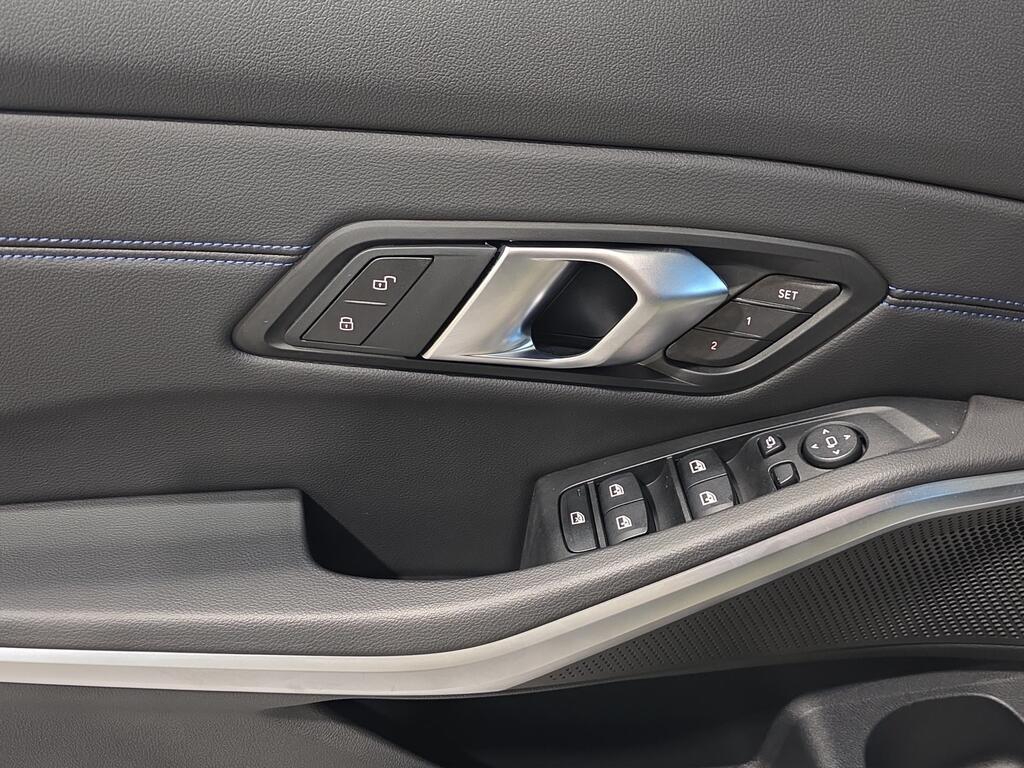 BMW Serie 3 320d Touring mhev 48V Msport xdrive auto