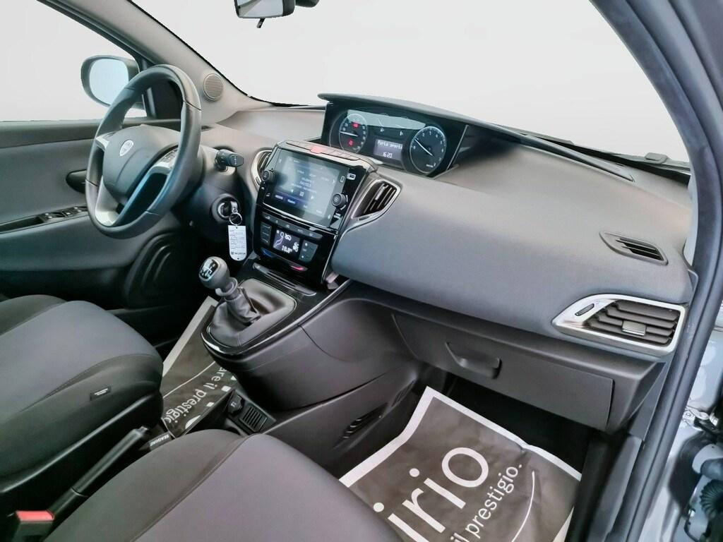 Lancia Ypsilon 1.0 hybrid Gold s&s 70cv