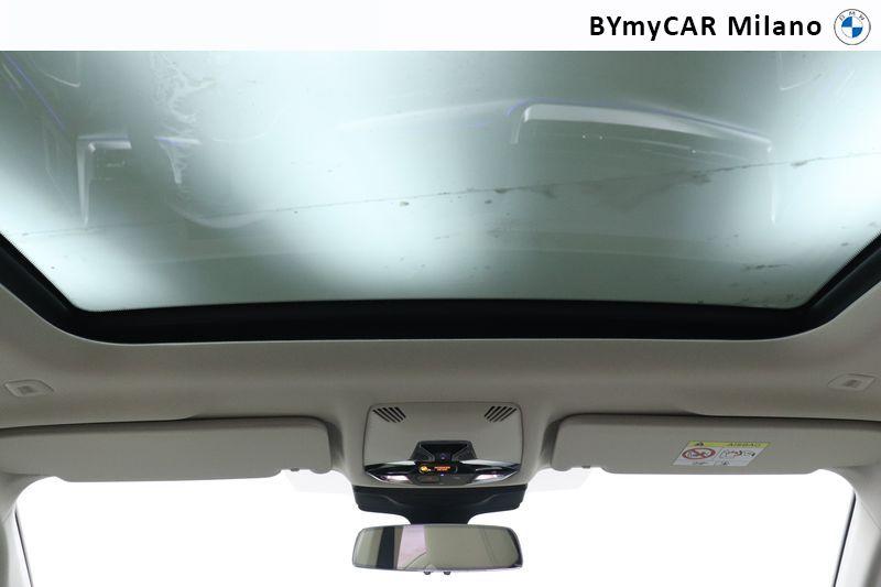 BMW X1 xdrive23d mhev 48V X-Line Edition Balance auto