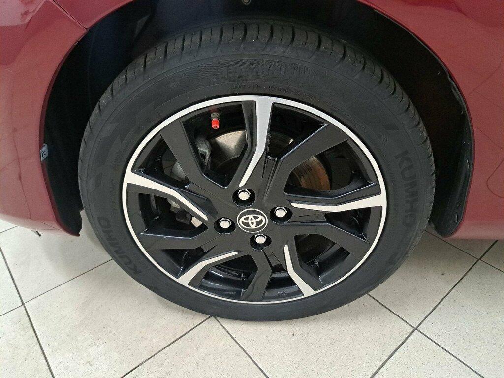 Toyota Yaris 5p 1.5 hybrid Trend Red Edition