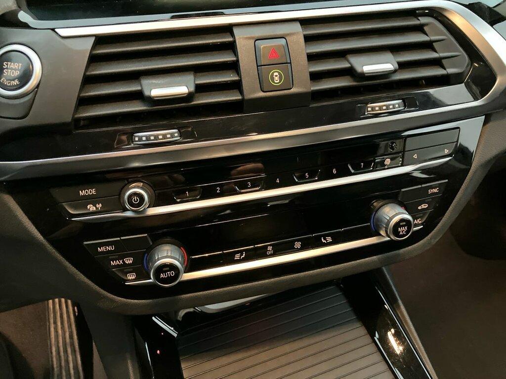 BMW X3 xdrive20d mhev 48V xLine auto