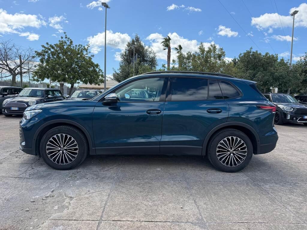 Volkswagen Tiguan 1.5 etsi evo Elegance 150cv dsg