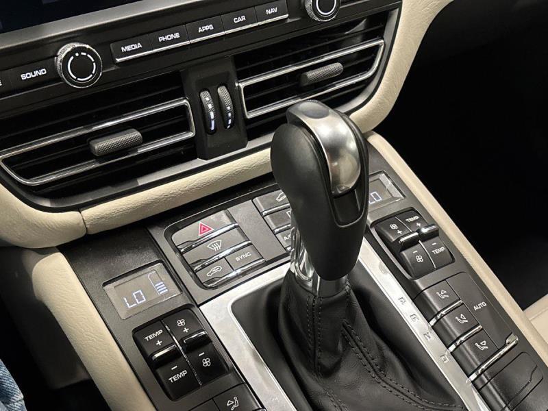 Porsche Macan 2.0 245cv pdk