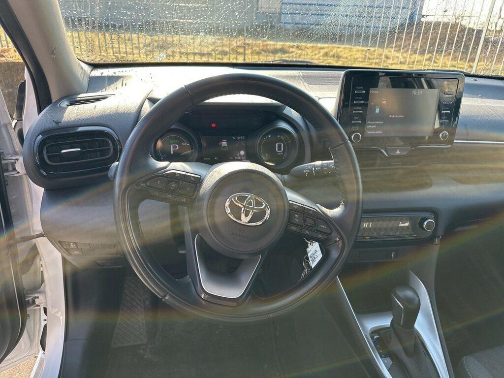 Toyota Yaris 1.5 hybrid Trend