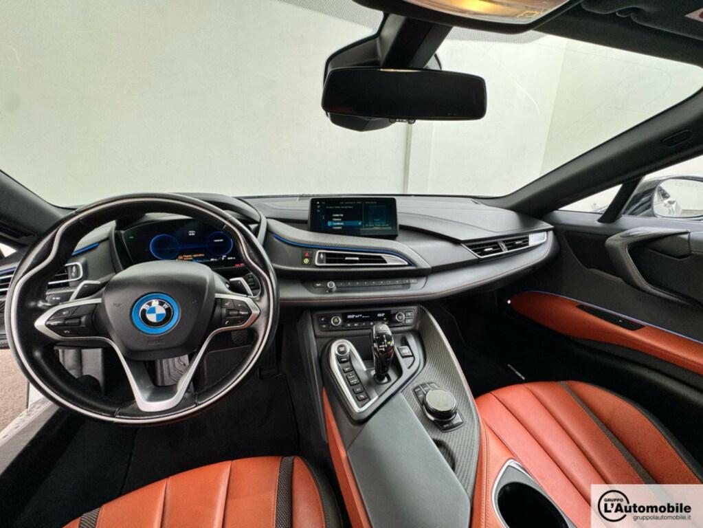 BMW i8 Coupe 1.5 auto
